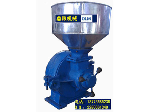 30型磨片式粉碎機、磨粉機磨粉機，磨片式，產(chǎn)量達1000公斤時,粗細可調